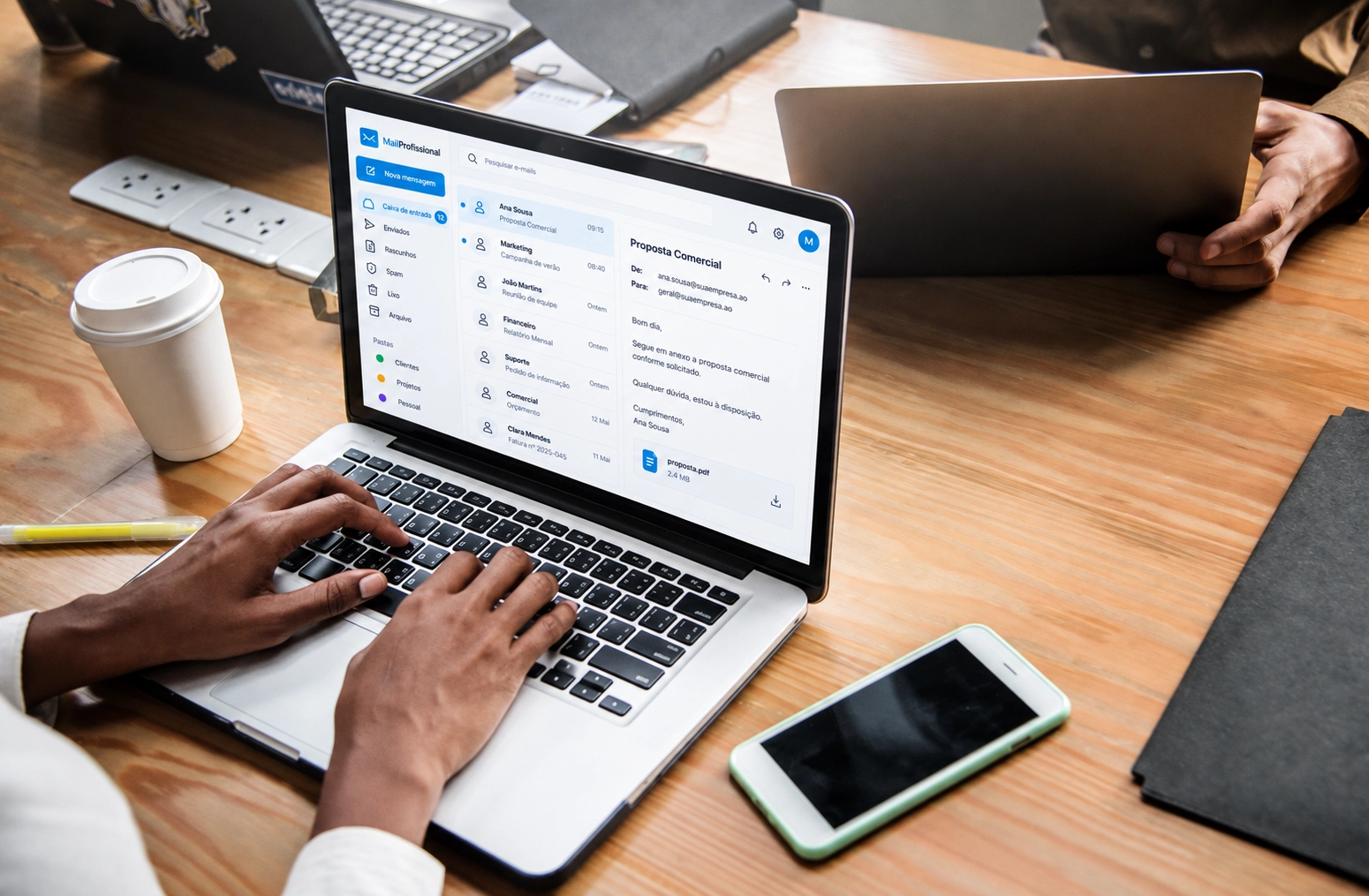 E-mail corporativo (MailProfissional)